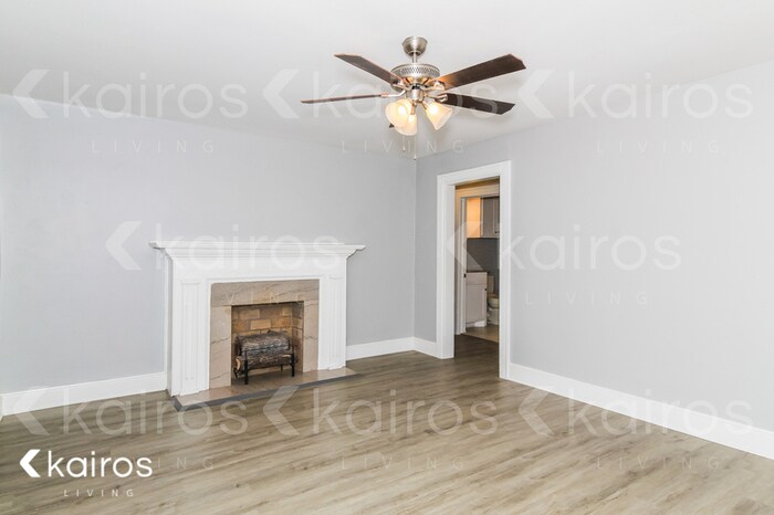 Building Photo - 2039 S Ong St