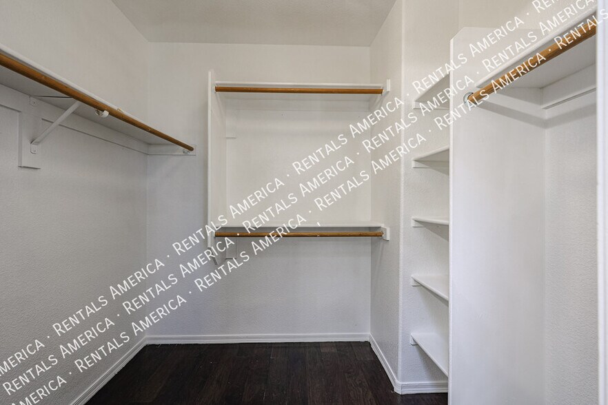 Building Photo - 3513 W Whispering Wind Dr