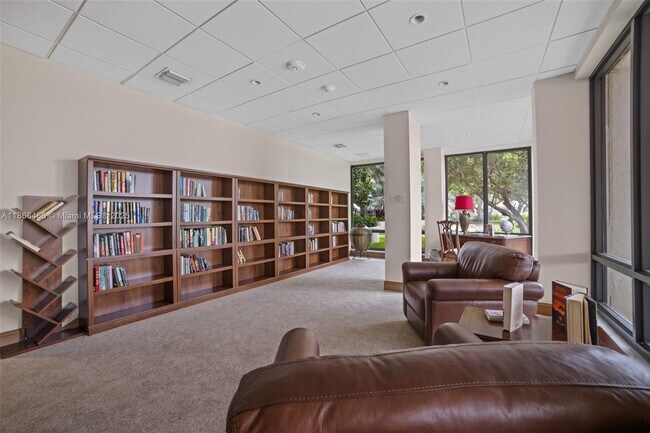 Building Photo - 5000 N Ocean Blvd