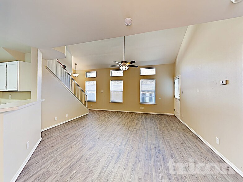 Building Photo - 6734 Sandy Point Dr