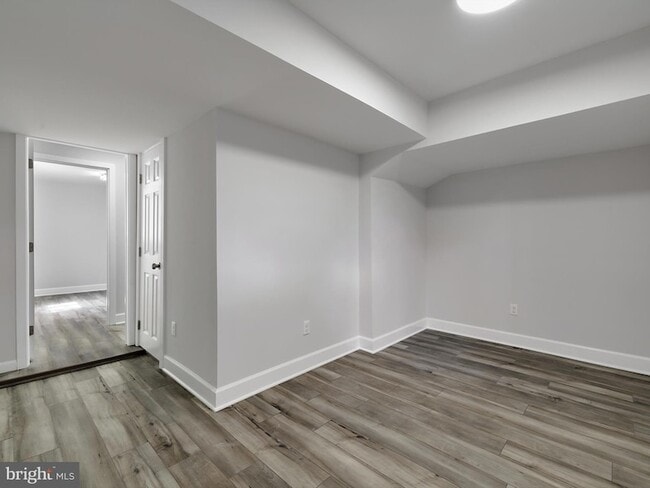 Building Photo - 4502 Elmwood Rd