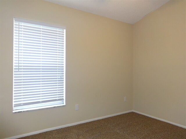 Building Photo - 96 Knights Hollow Dr