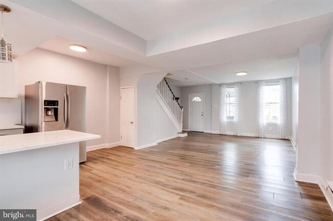 Building Photo - Newly Renovated Three-Bedroom House In Bal...