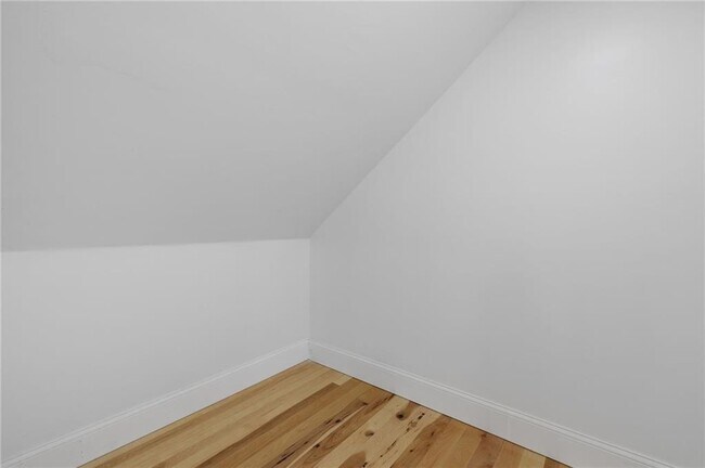 Building Photo - 30 Cypress St