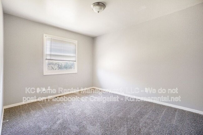 Building Photo - 620 N 13th Terrace