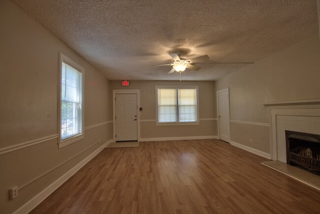 Building Photo - 2bd/2ba in MIDTOWN