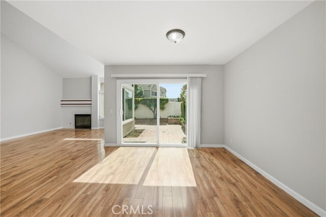 Building Photo - 337 Deerfield Ave