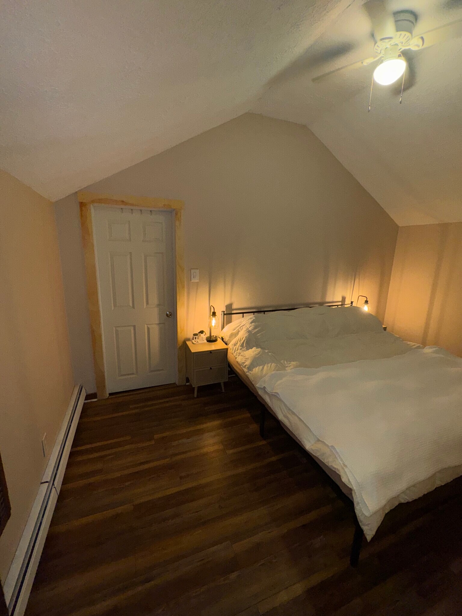 Main Bedroom - 31 Walling Rd