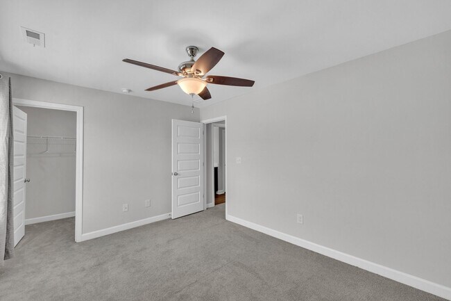Building Photo - Four Bedroom + Loft Dream Home in Youngsville