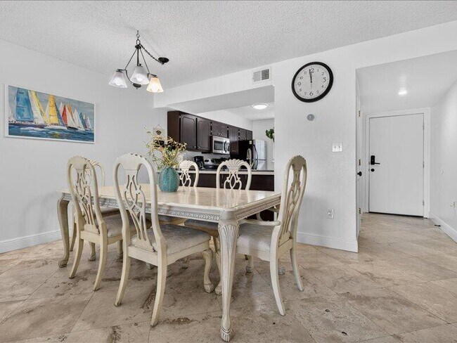 Building Photo - 354 Billfish Ave