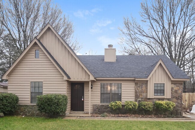 Primary Photo - 6525 Bald Cypress Cove