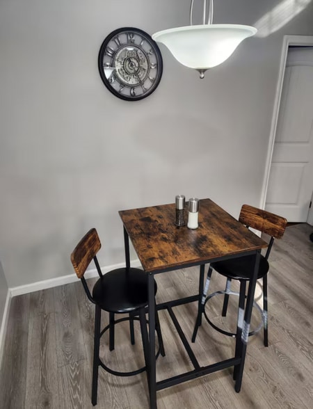 Building Photo - 1334 W Ridgewood Ct