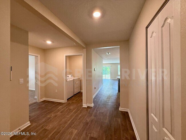 Building Photo - 2038 Garrison Wy