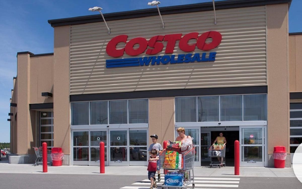 5 minuts away - 2603 Hamlin St NE