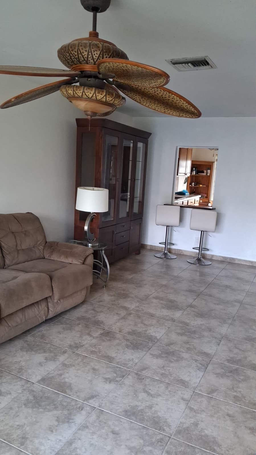 Building Photo - 2381 Papaya Dr