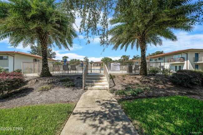 Building Photo - 2100 W Beach Dr