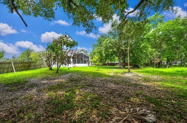 Building Photo - 2396 Nightingale Ln
