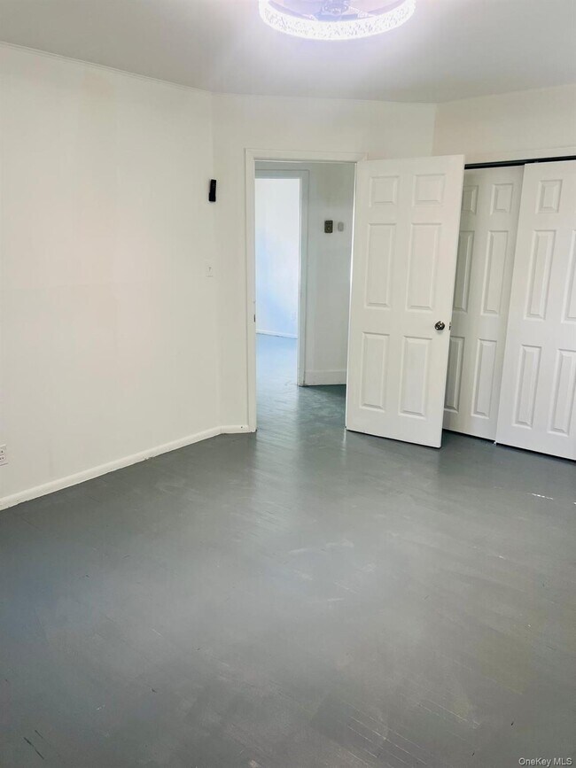 Building Photo - 25-40 Far Rockaway Blvd