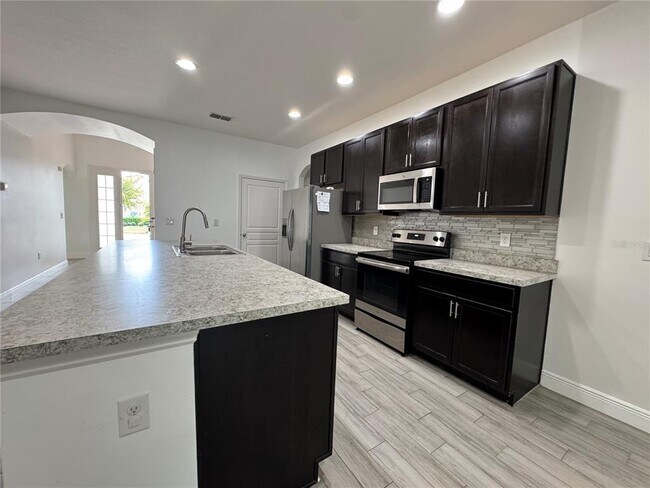 Building Photo - 2980 Scarlett Dr