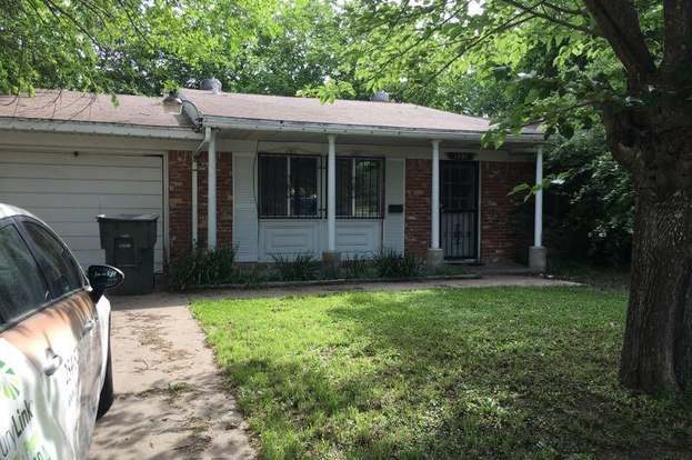 Building Photo - 1701 Chippendale Dr