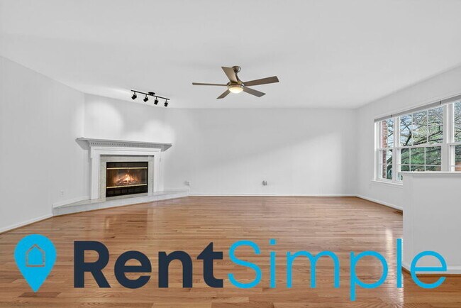 Building Photo - 13136 Ashnut Ln