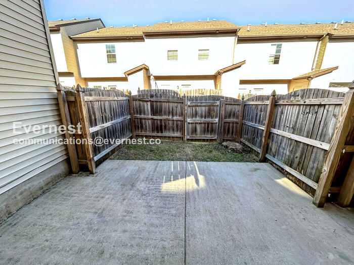 Building Photo - 5336 Dan Post Wy