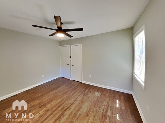 Building Photo - 224 Buchanan Terrace