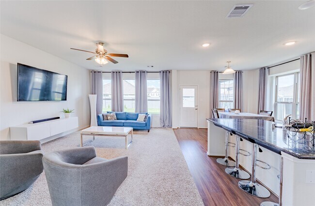 Building Photo - 8327 Threadfin Wy
