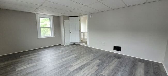 Building Photo - 3 bedroom 1 bathroom home in Brownstown/Leola