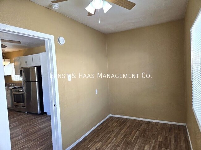 Building Photo - 337 E 17th St