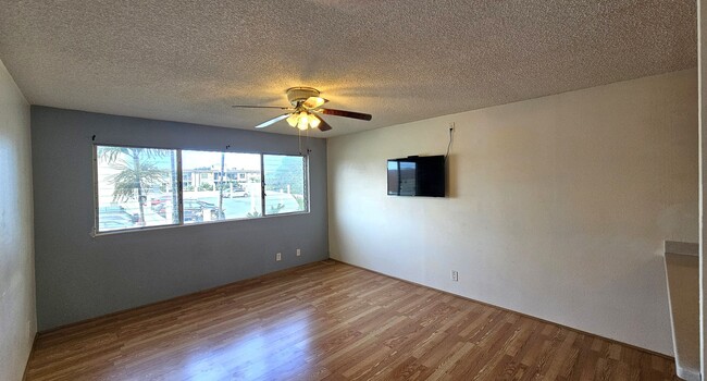 Building Photo - Koolau Vista! Kailua Town convenience. 2 bed, 1.5 bath, 1 covered parking!