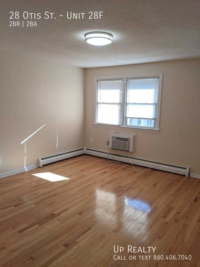 Building Photo - 28 Otis St