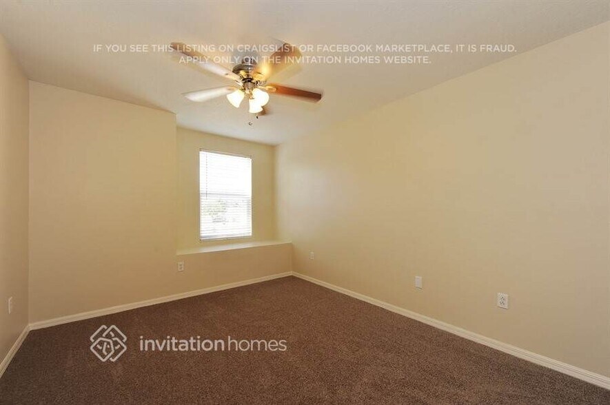 Building Photo - 4802 Woodmere Rd