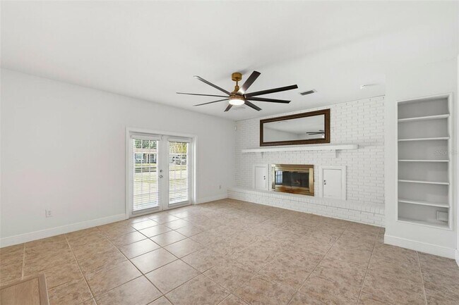 Building Photo - 3707 Pelican Ln