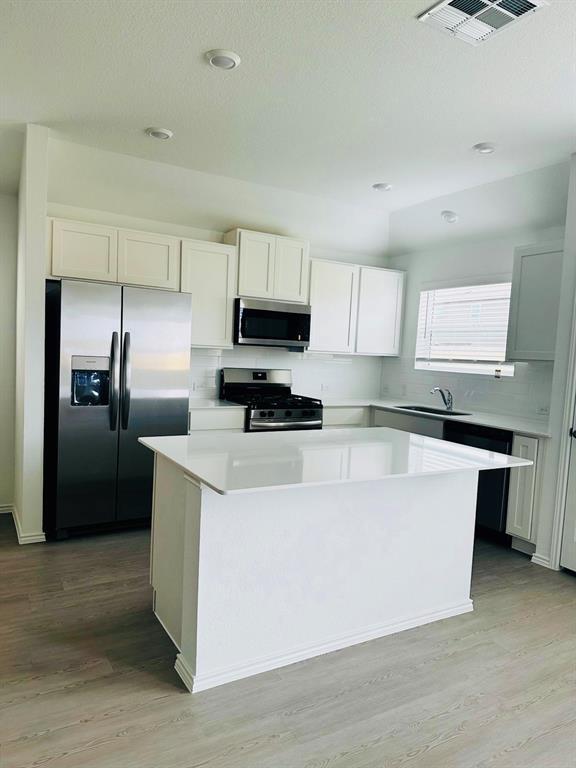 Building Photo - 204 Herald Dr