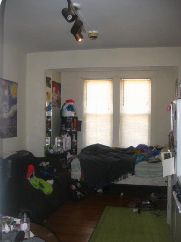 Building Photo - 70 Strathmore Rd