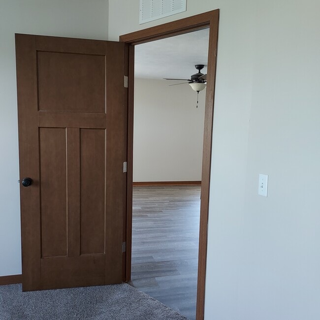 Building Photo - 6225 Imperial Dr