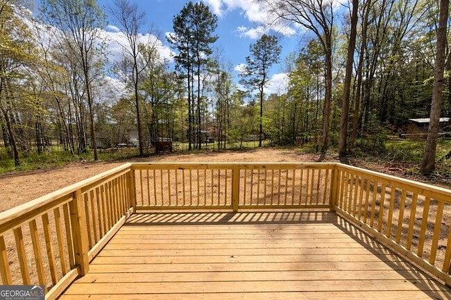 Building Photo - 204 Custer Cir