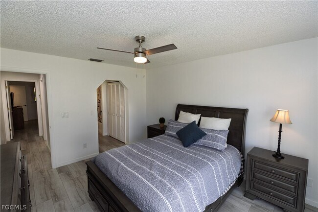 Building Photo - 1420 Academy Blvd