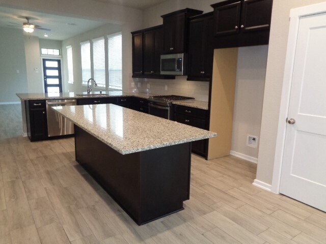 Building Photo - 27029 Sofia Forest Dr