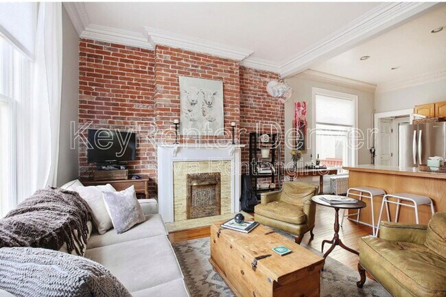 Building Photo - 1364 N Downing St