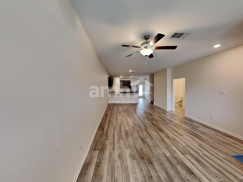 Building Photo - 1126 Treeta Trail