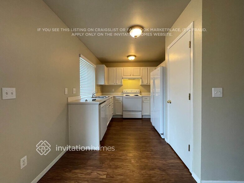 Building Photo - 3807 230th St E