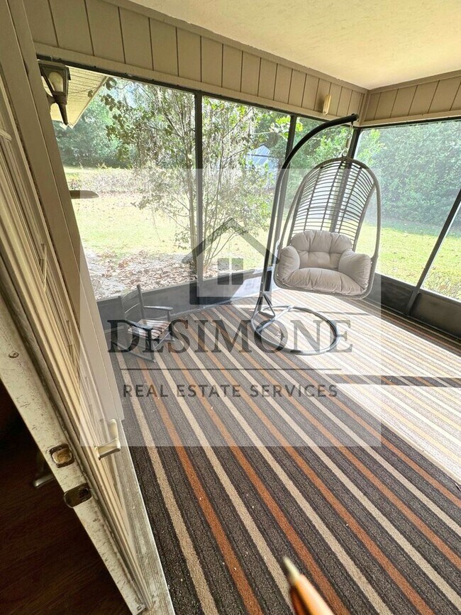 Building Photo - Mostly Furnished 3BR, 2BA House SW Ocala