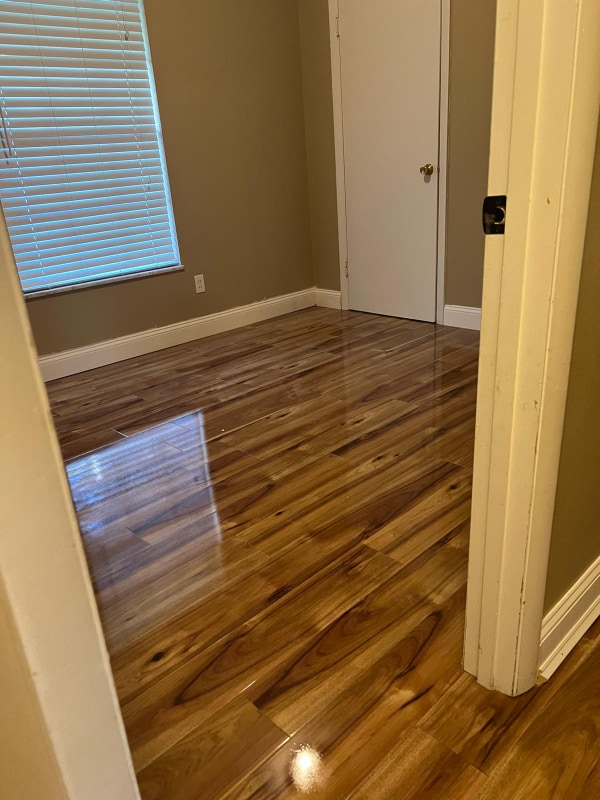 Building Photo - 501 Sulphur Spring Rd