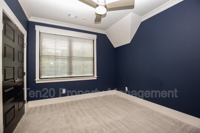 Building Photo - 1 Millington Ct