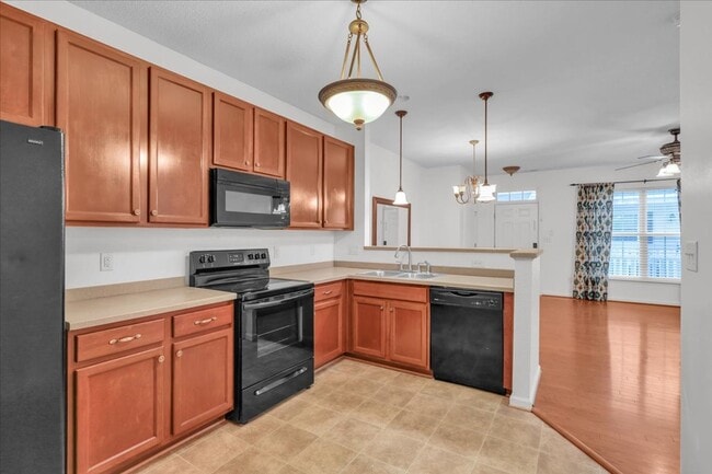 Building Photo - 1315 Teton Cir