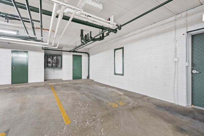 Building Photo - 6400 W Berteau Ave