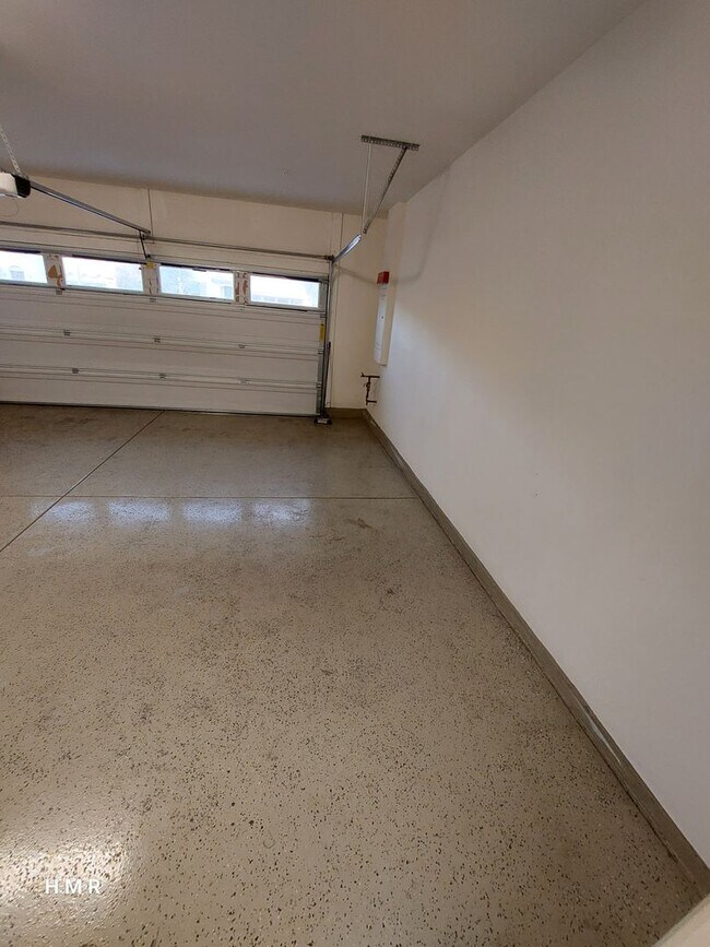 Building Photo - 13143 Chatham Dr