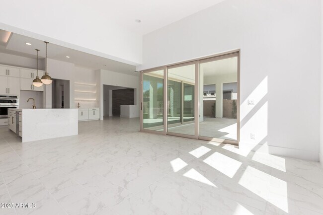 Building Photo - 12469 N 93rd Way